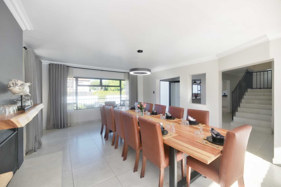 9 Bedroom Property for Sale in Westcliff Western Cape
